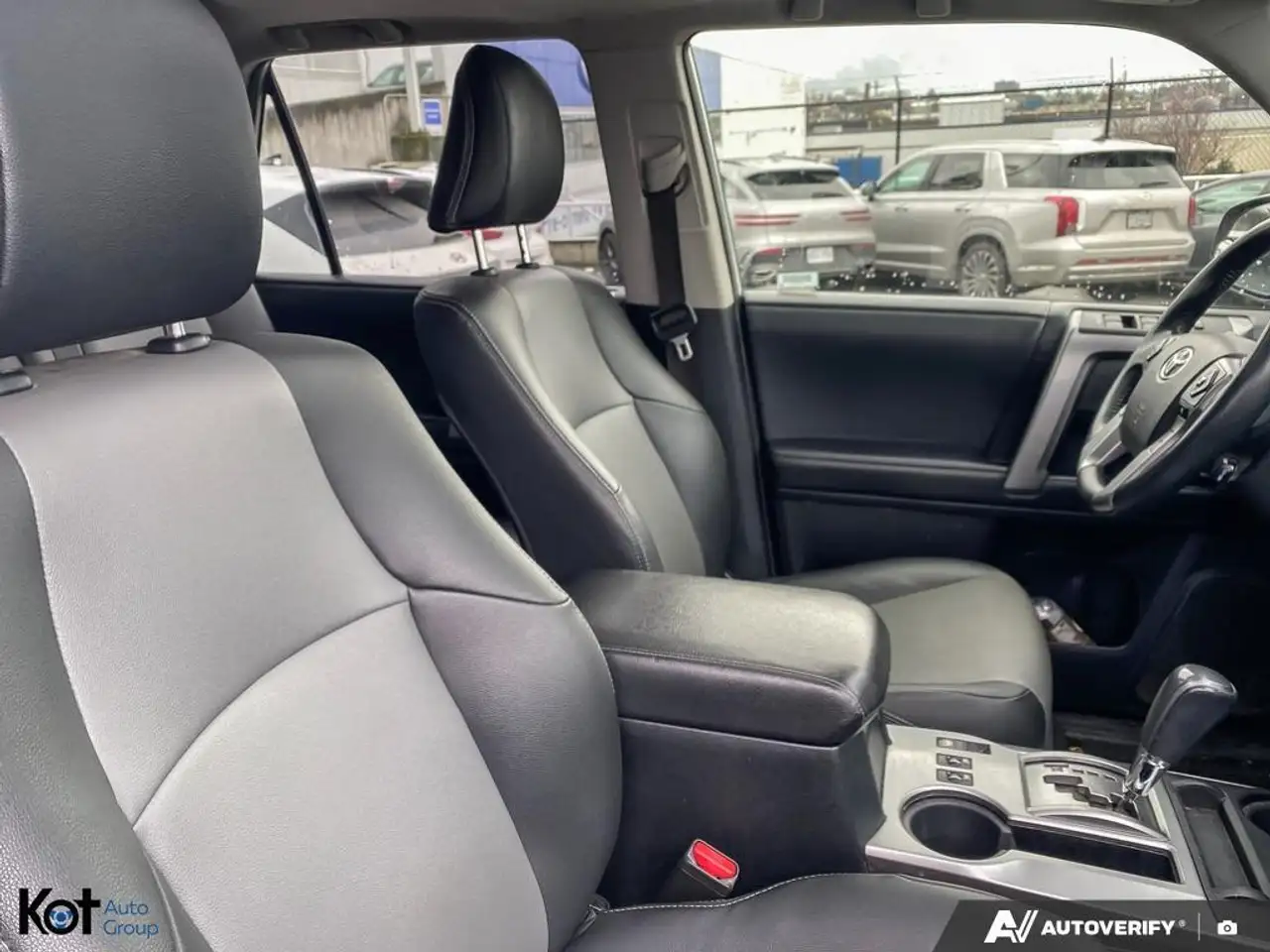 Toyota 4-Runner снимка Toyota 4-Runner