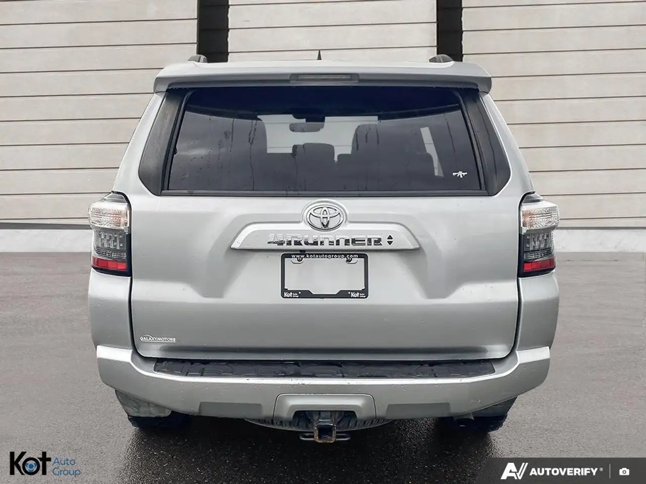 Toyota 4-Runner снимка Toyota 4-Runner