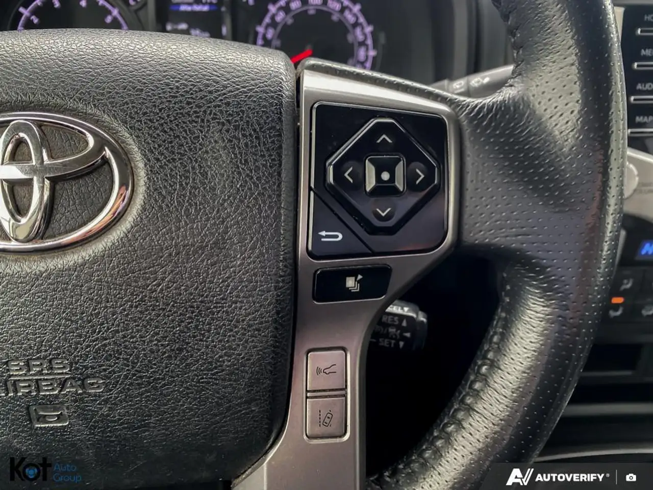 Toyota 4-Runner снимка Toyota 4-Runner