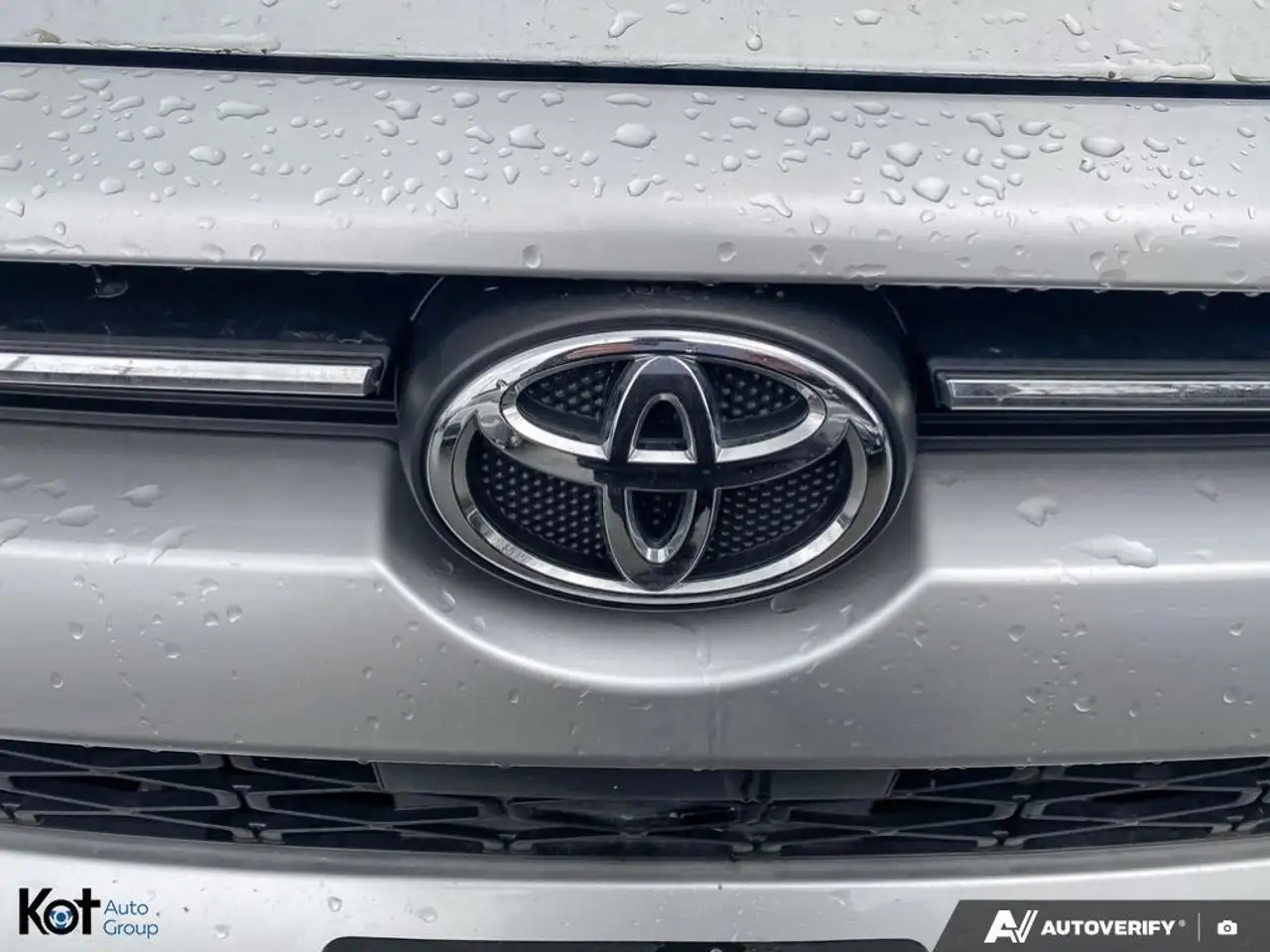 Toyota 4-Runner снимка Toyota 4-Runner