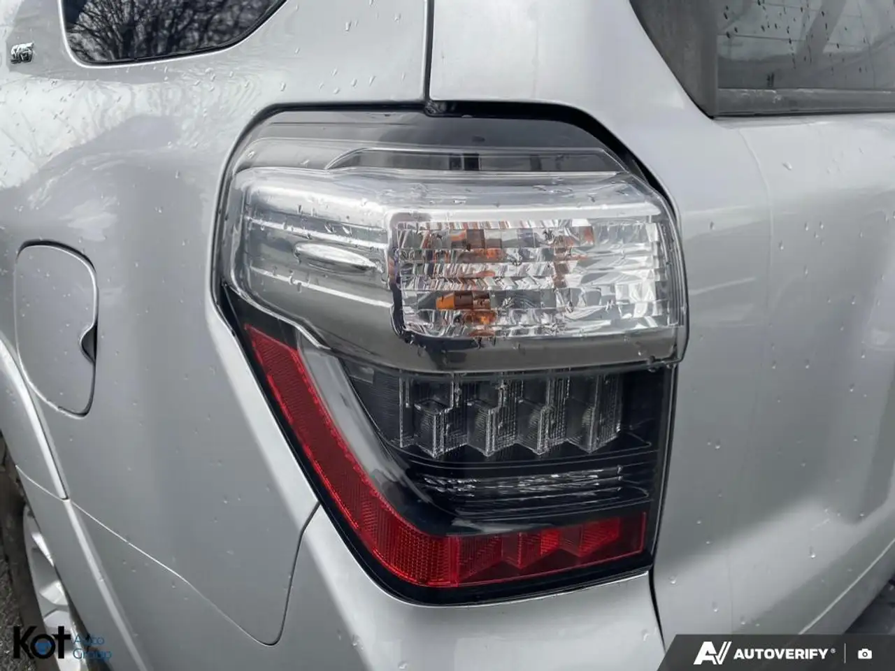 Toyota 4-Runner снимка Toyota 4-Runner