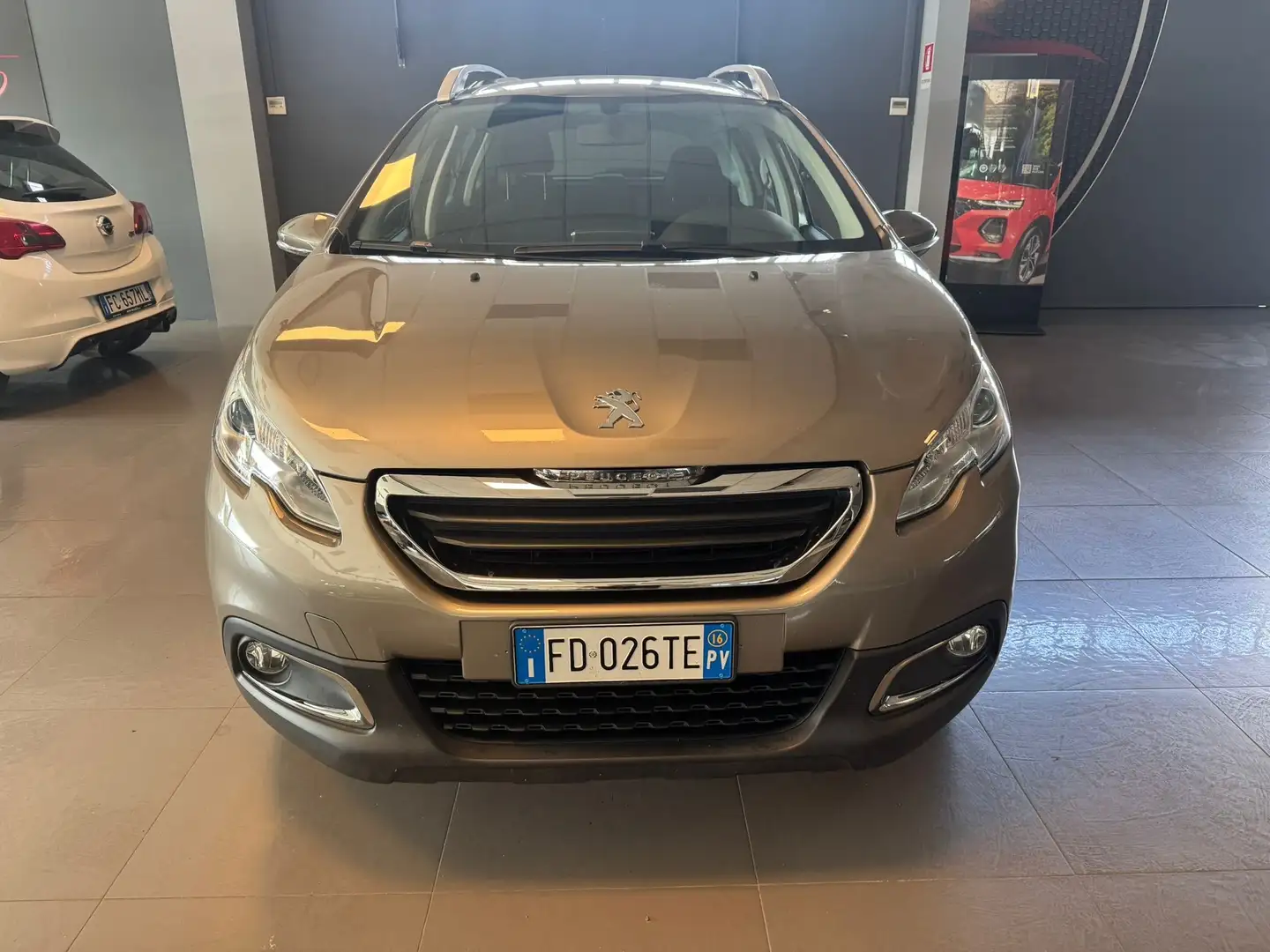 Peugeot 2008 2008 1.2 puretech 12v Active 82cv E6 Gris - 1