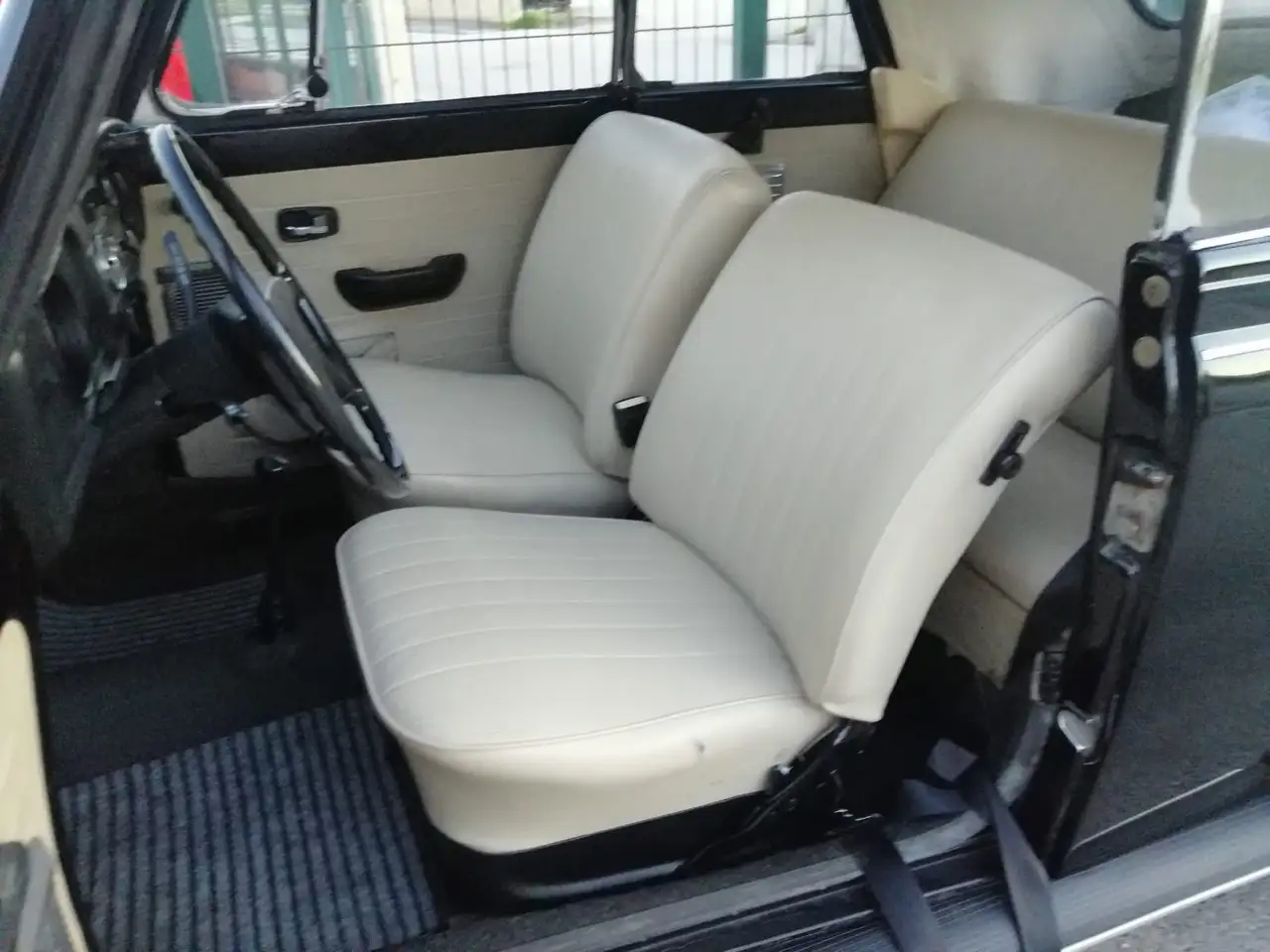 Volkswagen Maggiolino Cabriolet vetro piatto perfetta, foto 6