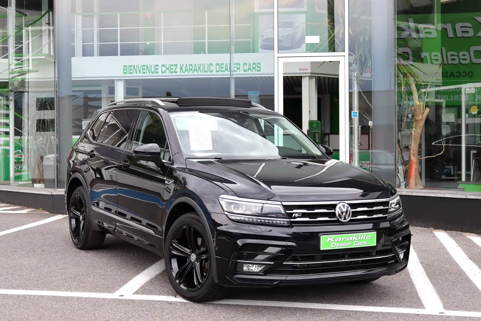 Volkswagen Tiguan Allspace 7 PLACES 1.5TSI 150CV R-LINE DSG PANO FULL OPTIONS Noir - 1