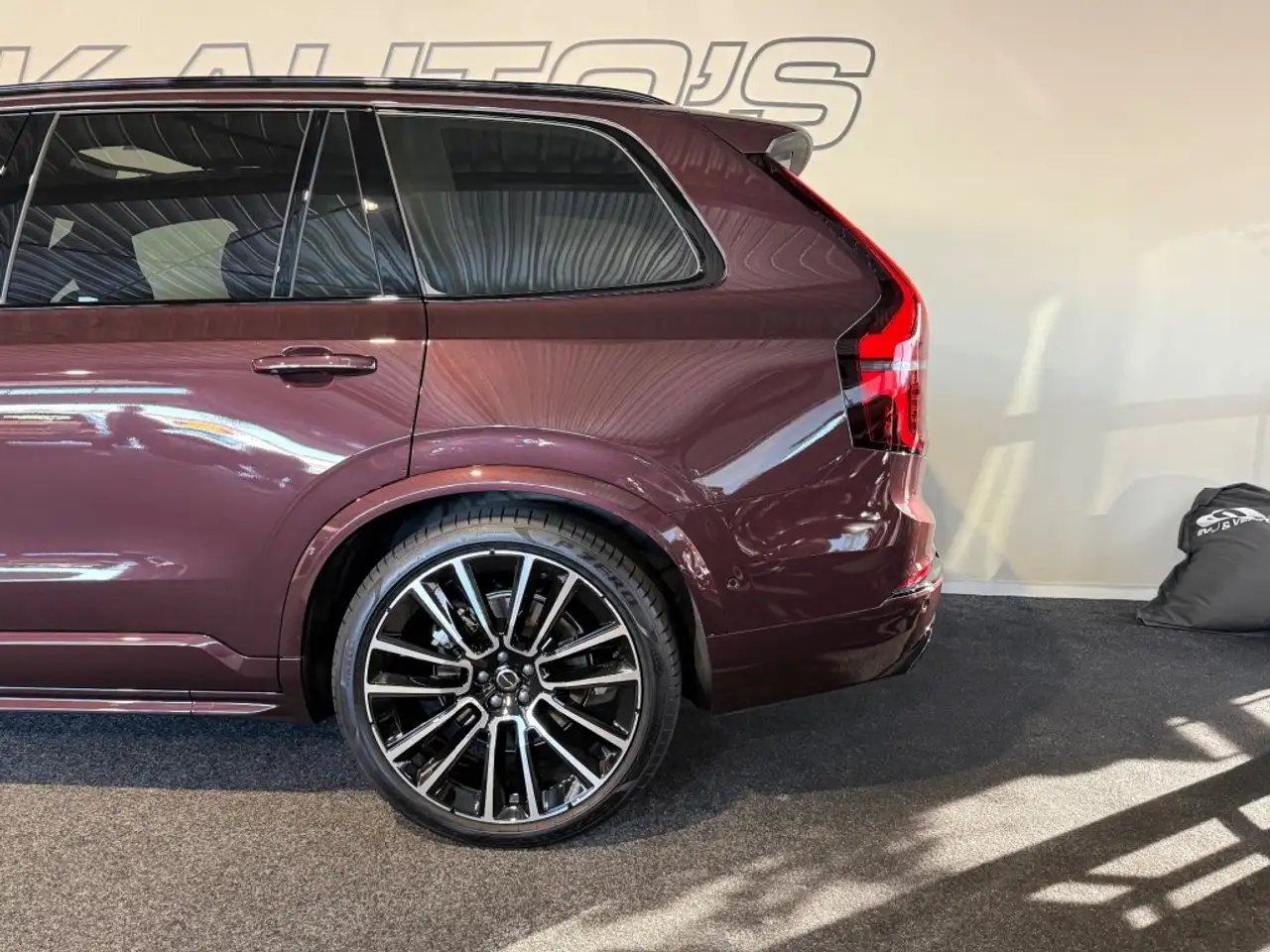 Volvo XC90 2.0 T8 AWD ULDAEXED l PANO l B & W l LUCHTVER. l E, миниатюра 10
