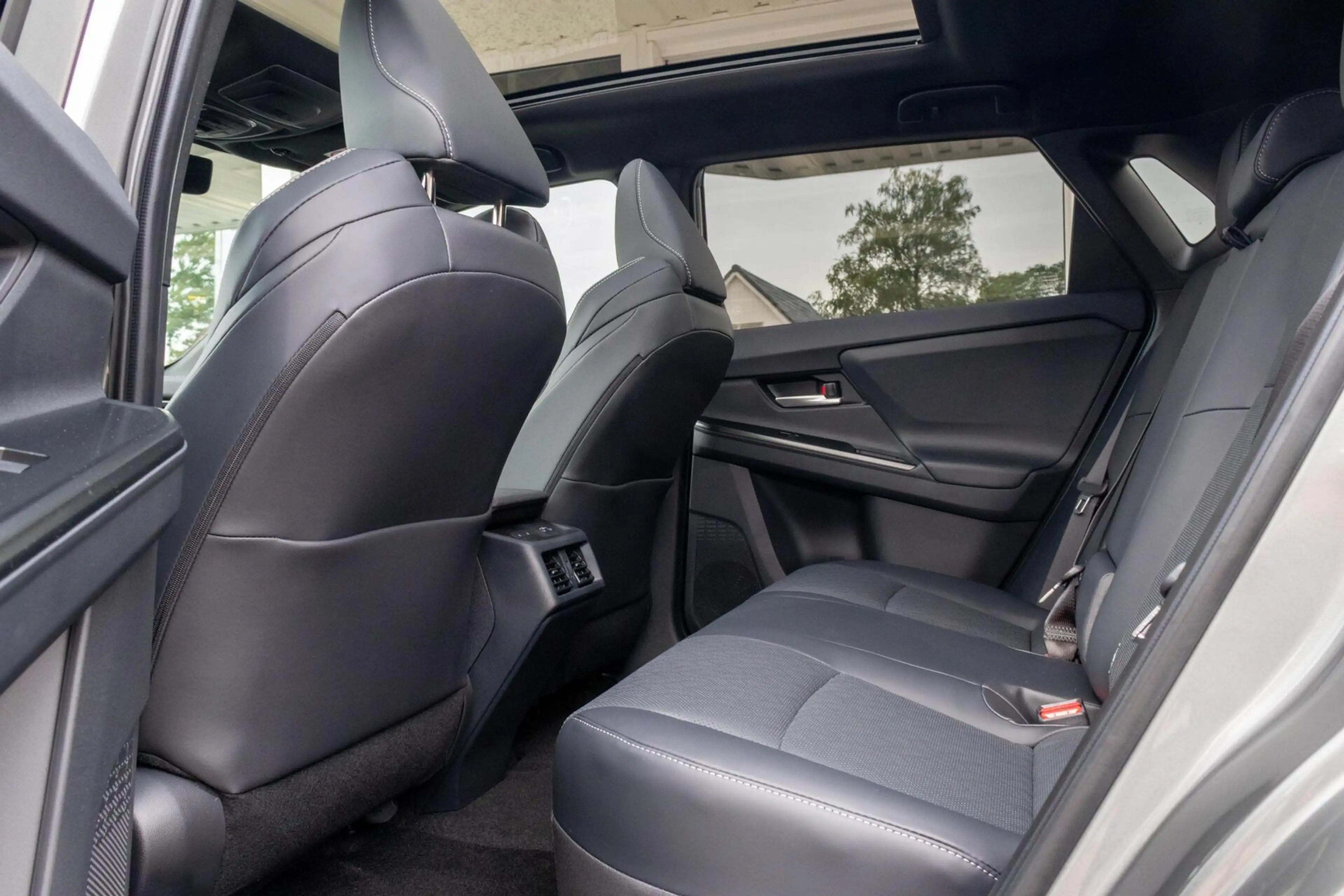 Subaru Solterra 4E-xperience+ 73.1 kWh | Safety Sense | 100% Elekt — photo 12