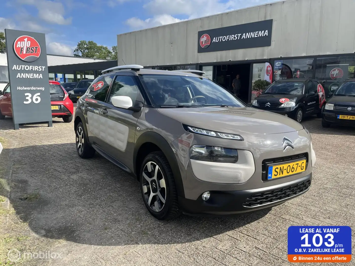 Citroen C4 Cactus 1.2 VTi Feel 202000 km met trekhaak. Kahverengi - 1