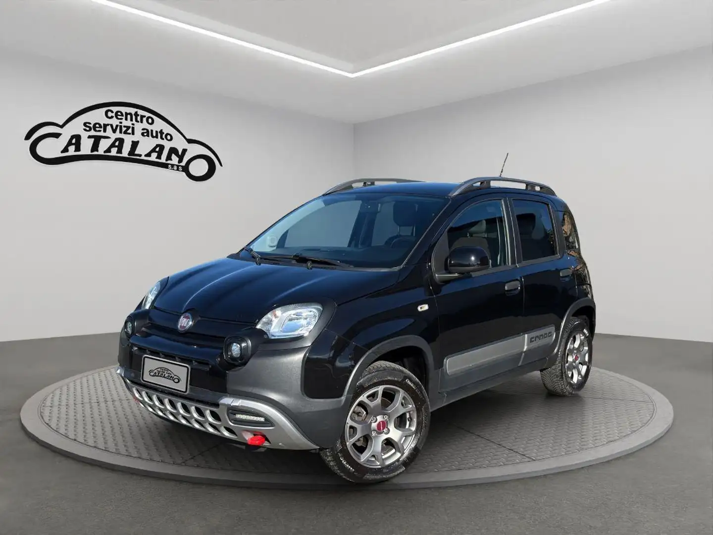 Fiat Panda Cross 1.3 MJT 95 CV S&S 4x4 Noir - 1