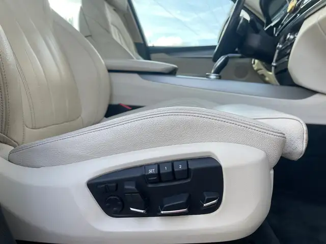 BMW X5 view 13