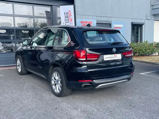 BMW X5 view 5