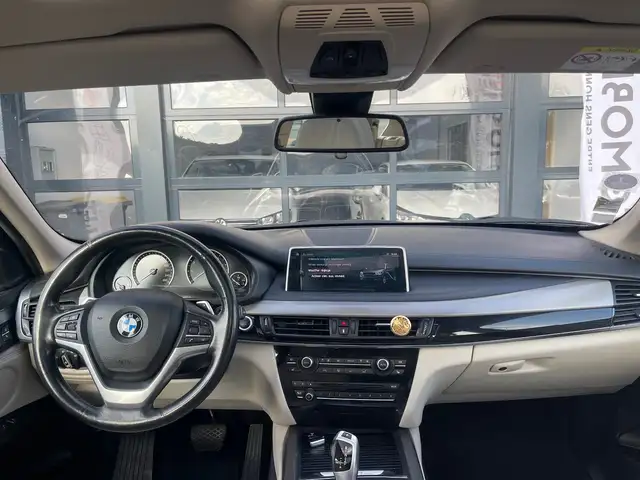 BMW X5 view 7