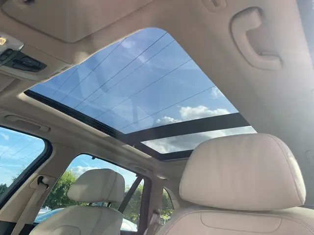 BMW X5 view 25
