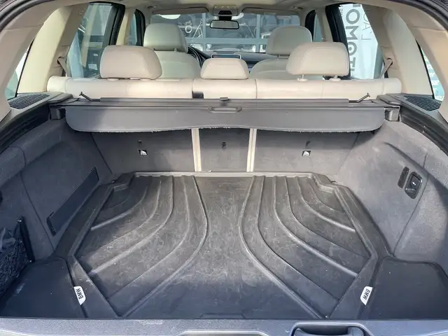 BMW X5 view 26