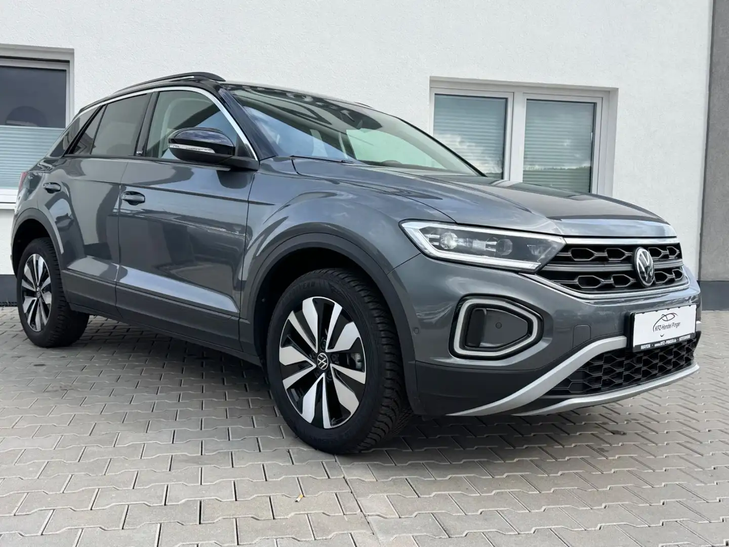 Volkswagen T-Roc Move Grau - 2
