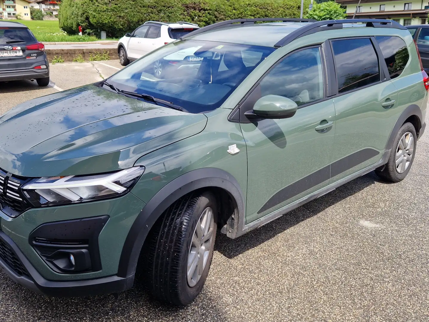 Dacia Jogger Jogger Expression TCe 110 Expression Grün - 1