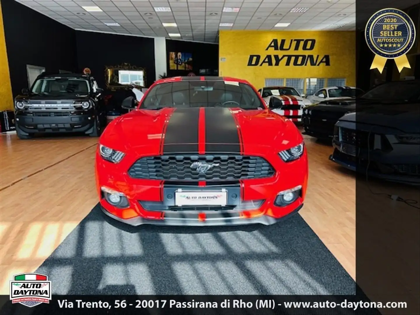 Ford Mustang Fastback 2.3 EcoBoost Automatica Full Rojo - 1