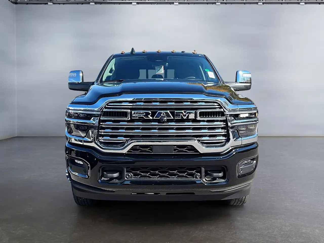 RAM 3500 снимка RAM 3500