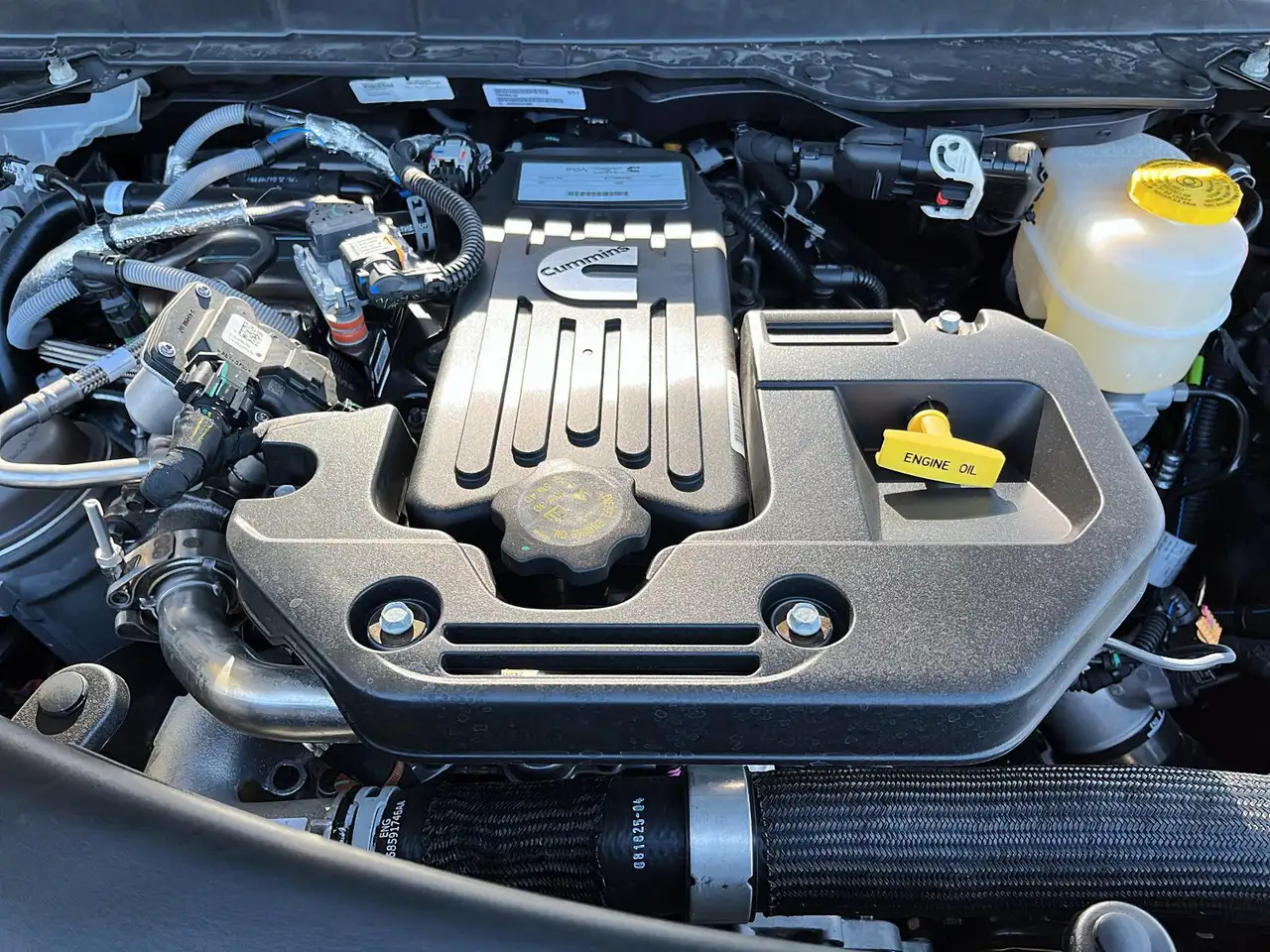 RAM 3500 снимка RAM 3500