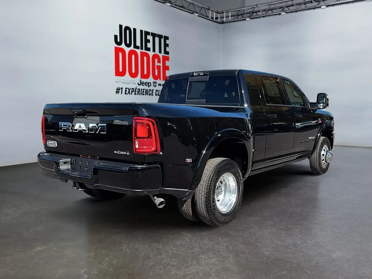 RAM 3500 снимка RAM 3500