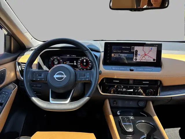 Nissan X-Trail view 9