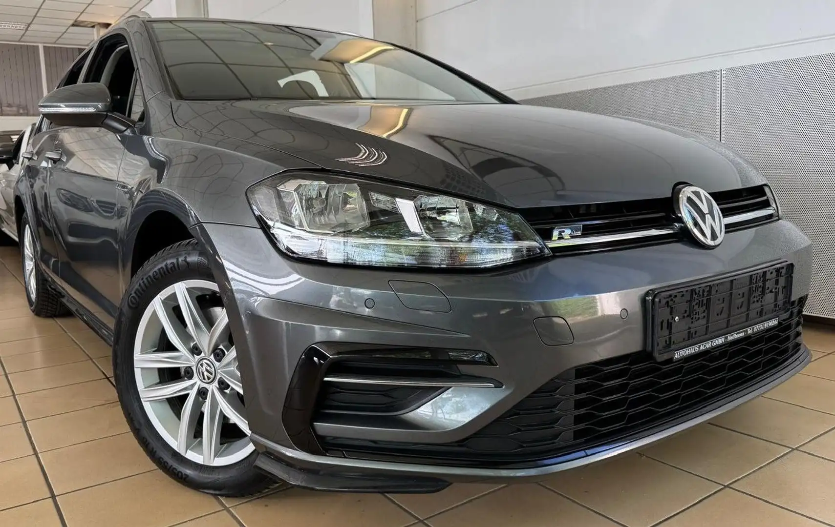 Volkswagen Golf R-Line ACC LED Kamera Leder Massage ALU CarPlay Grau - 1