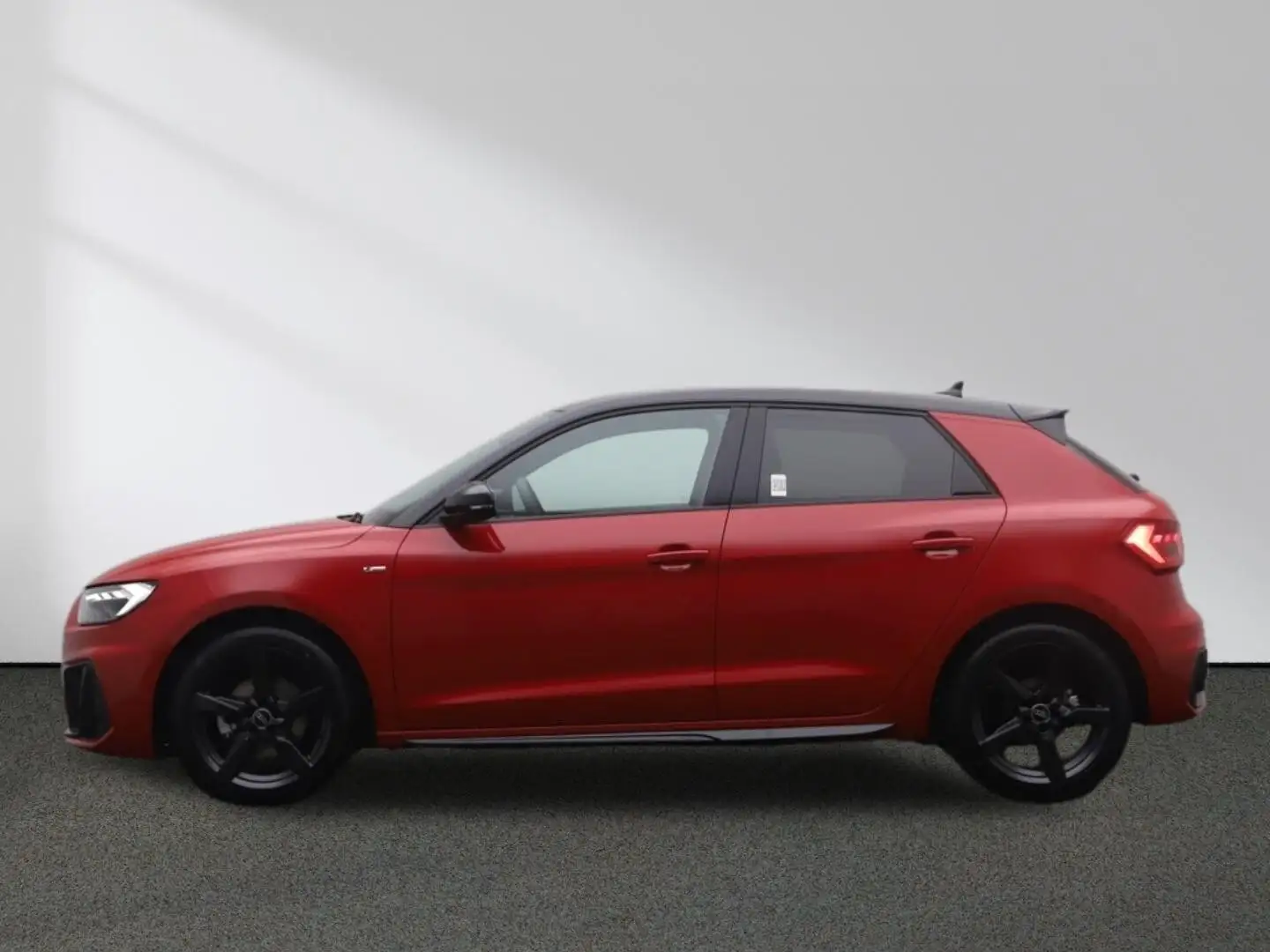 Audi A1 Sportback S line 30 TFSI Optik-Paket Navi LED Rot - 2