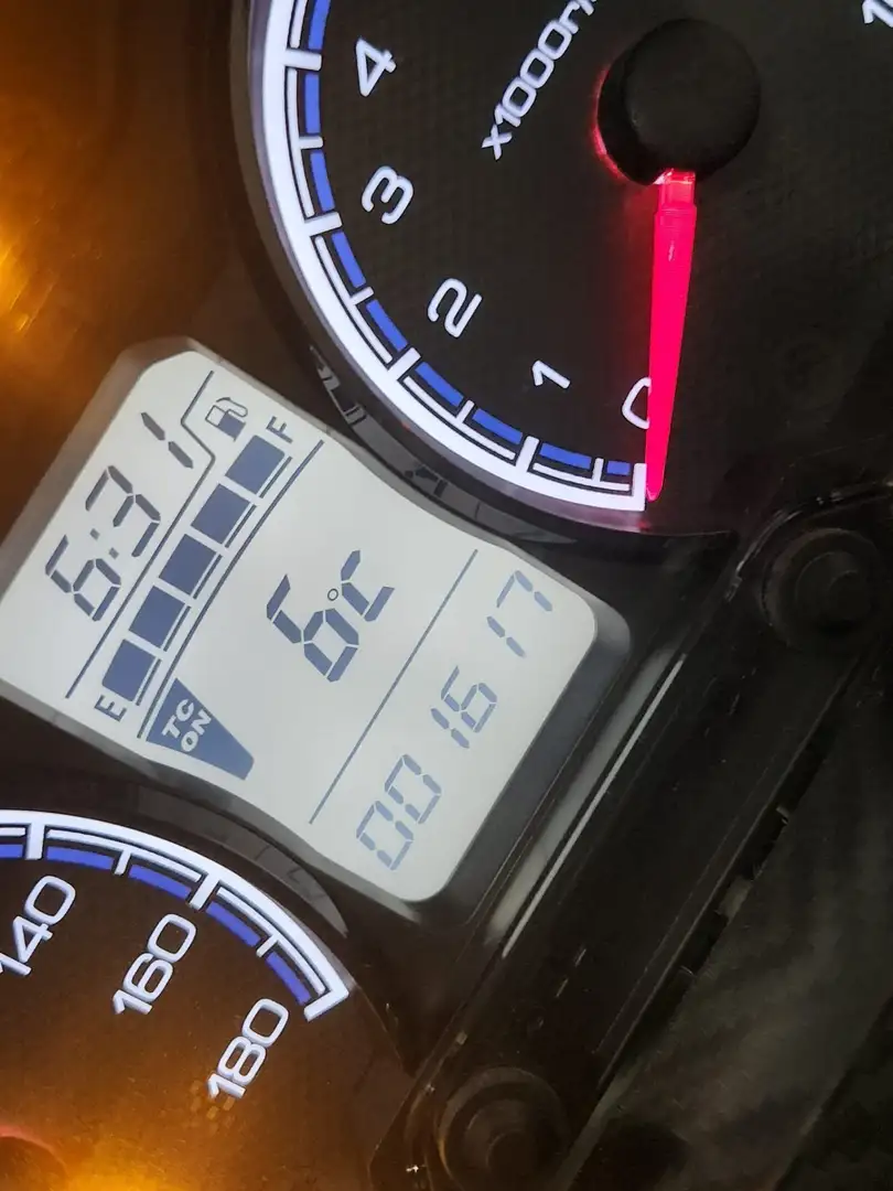 Suzuki Burgman 400 Gri - 1