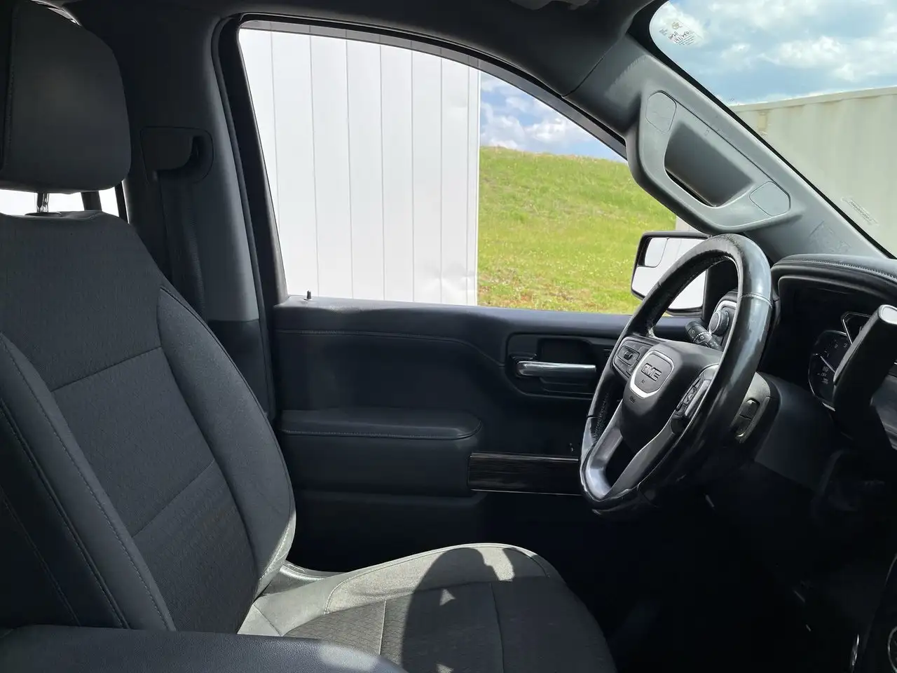 GMC Sierra 1500 fotografie GMC Sierra 1500