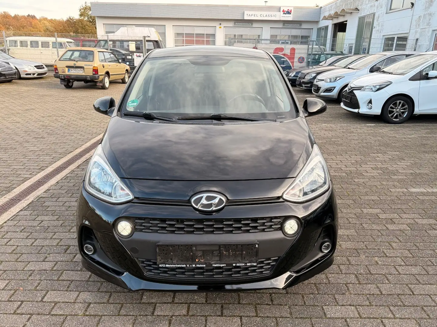 Hyundai i10 1.2 Schwarz - 2