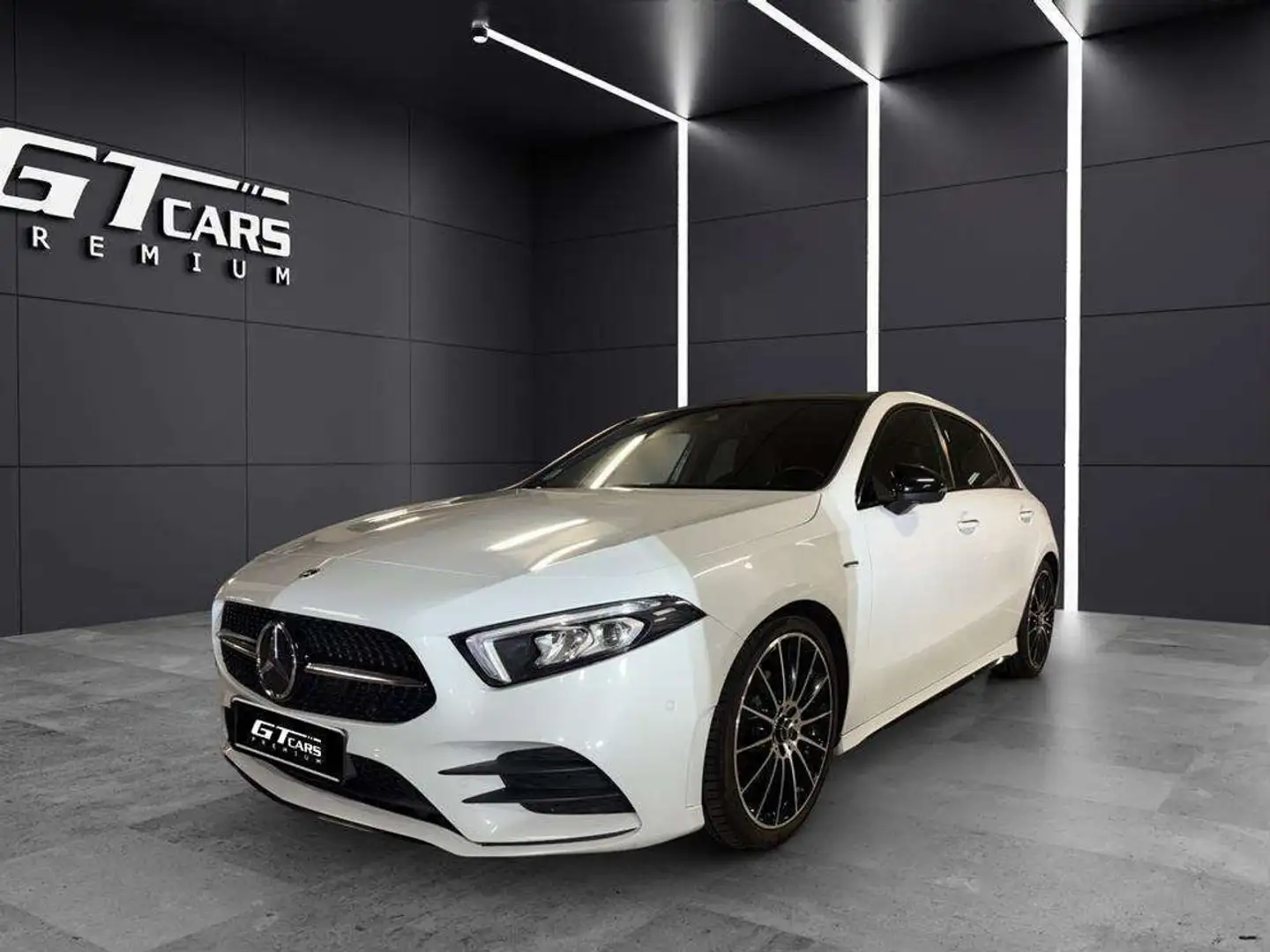 Mercedes-Benz A 220 220d AMG Blanco - 1