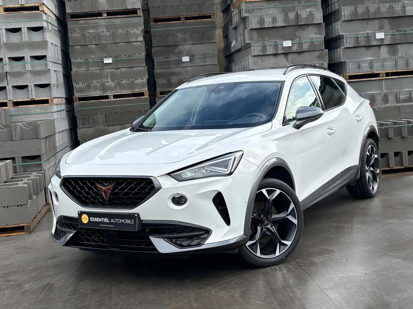 CUPRA Formentor 1.5 TSI DSG Apple CarPlay /Caméra /LED /JA 19 Wit - 1