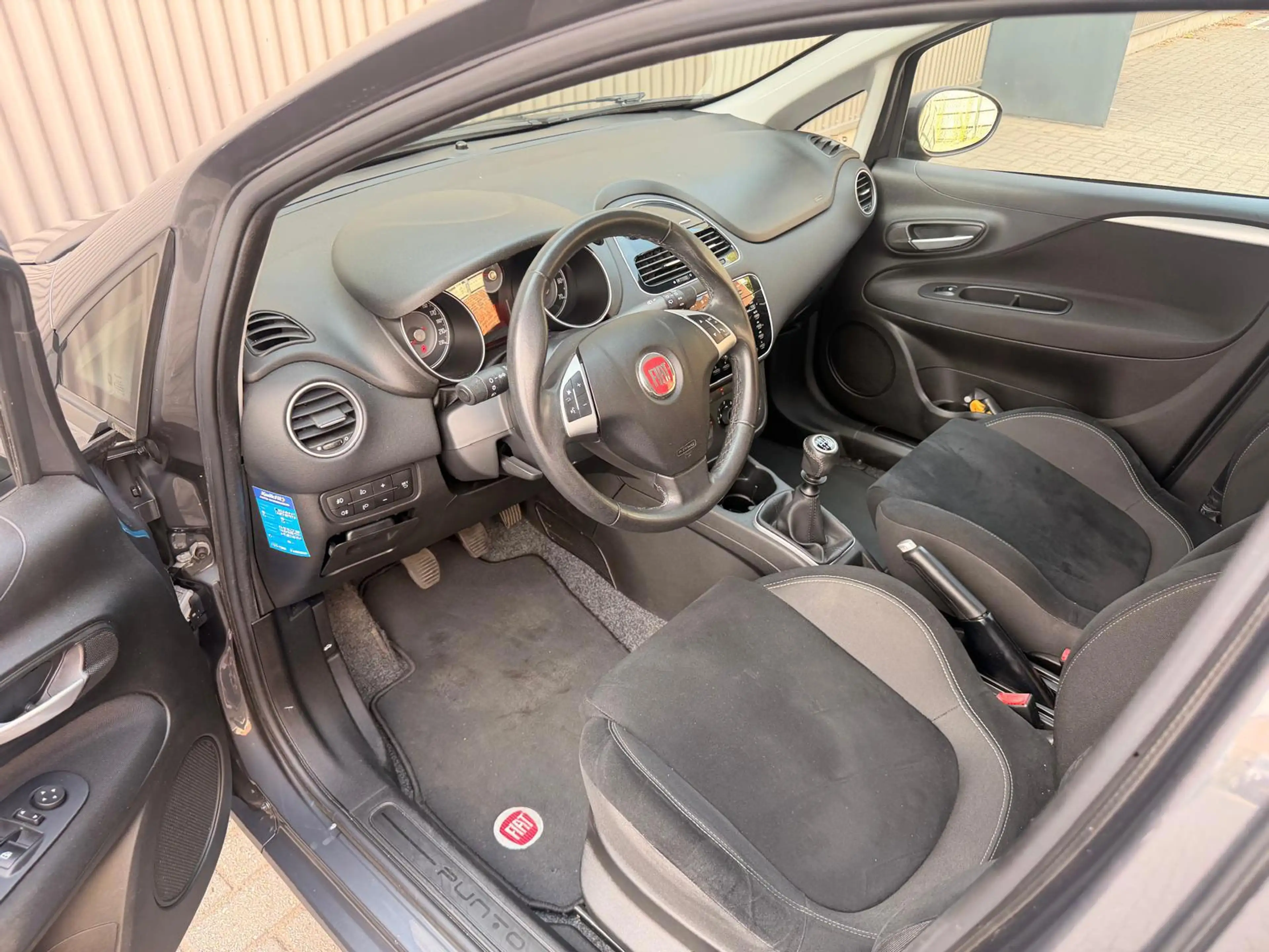 Fiat Punto Evo 0.9 TwinAir Lounge Airco|Centrale deurvegrendeling — photo 3