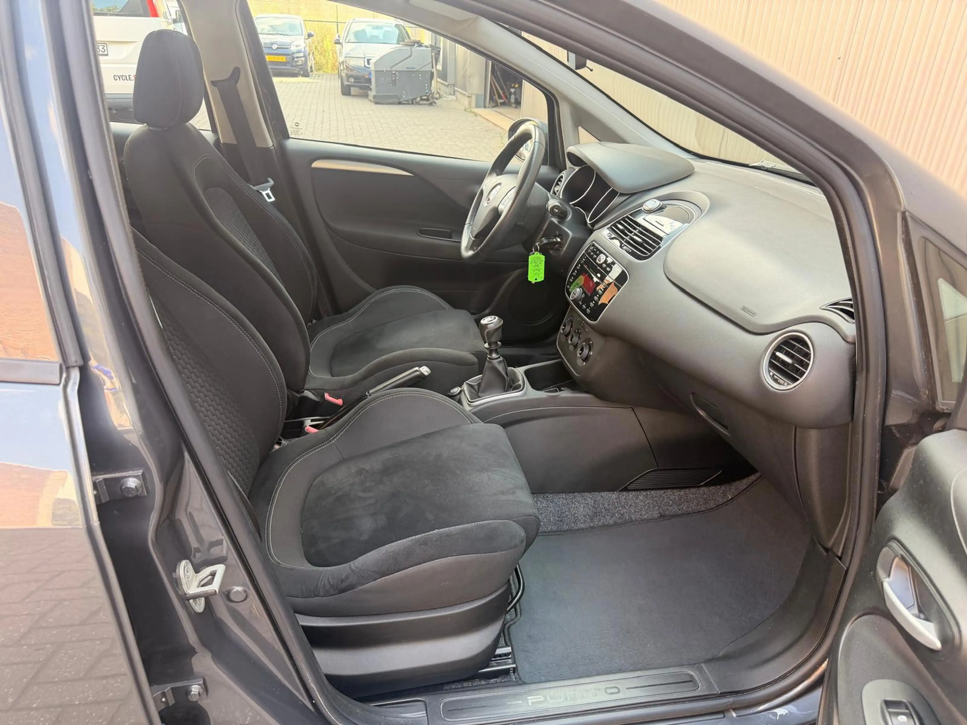 Fiat Punto Evo 0.9 TwinAir Lounge Airco|Centrale deurvegrendeling — photo 11