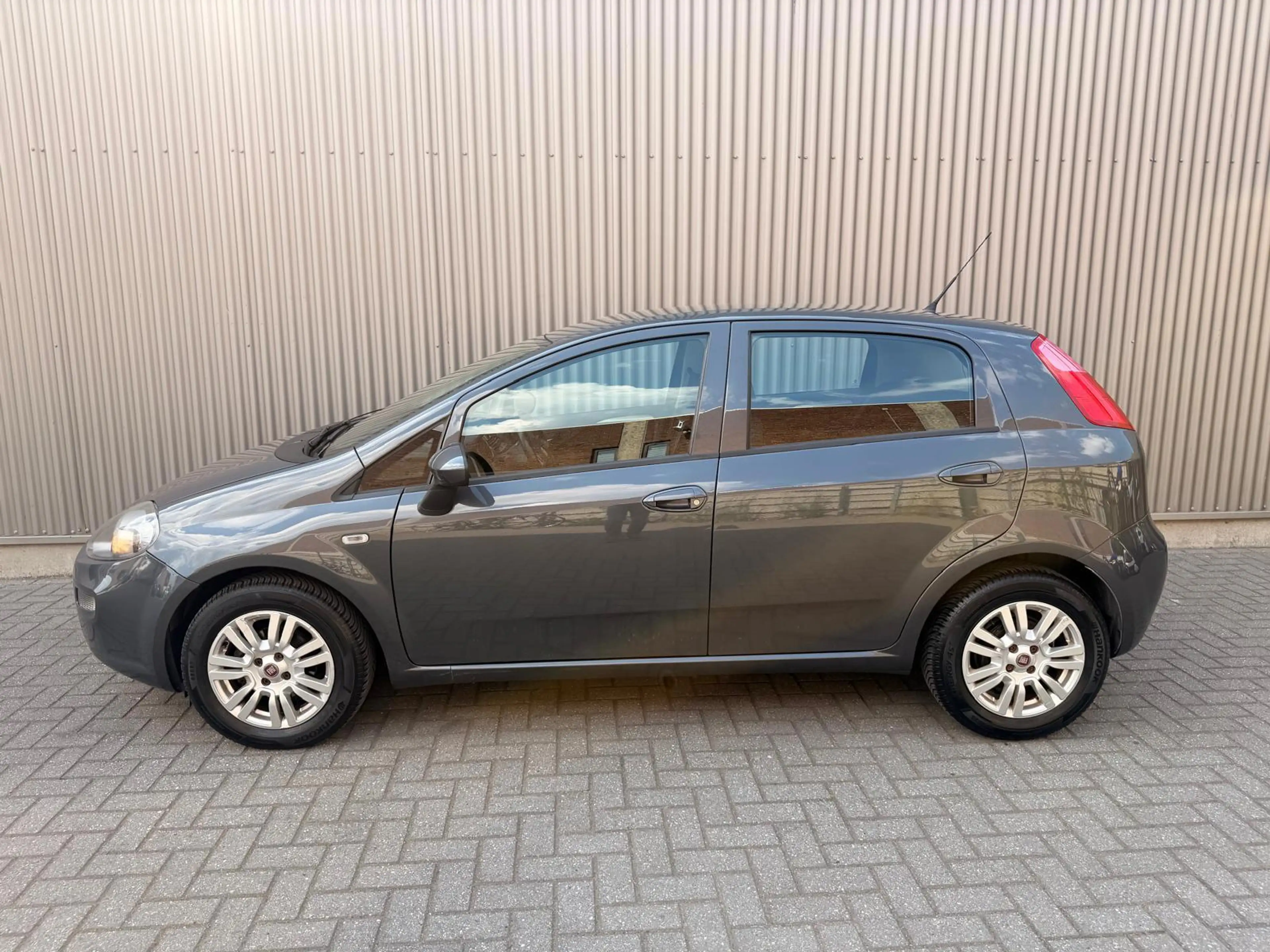 Fiat Punto Evo 0.9 TwinAir Lounge Airco|Centrale deurvegrendeling — photo 4