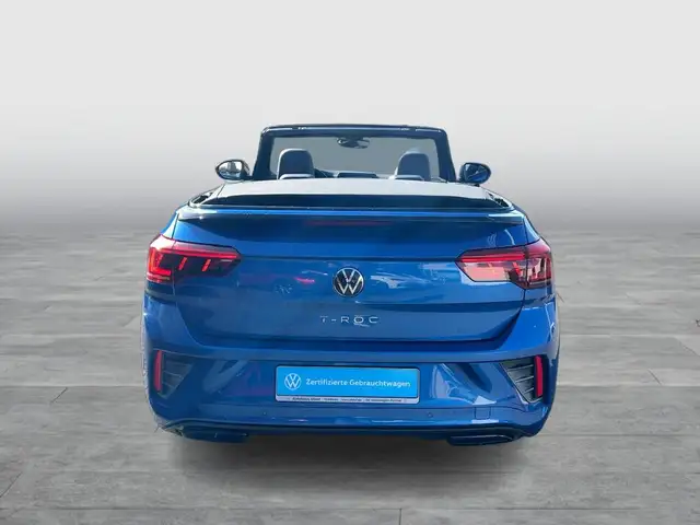 Volkswagen T-Roc view 4