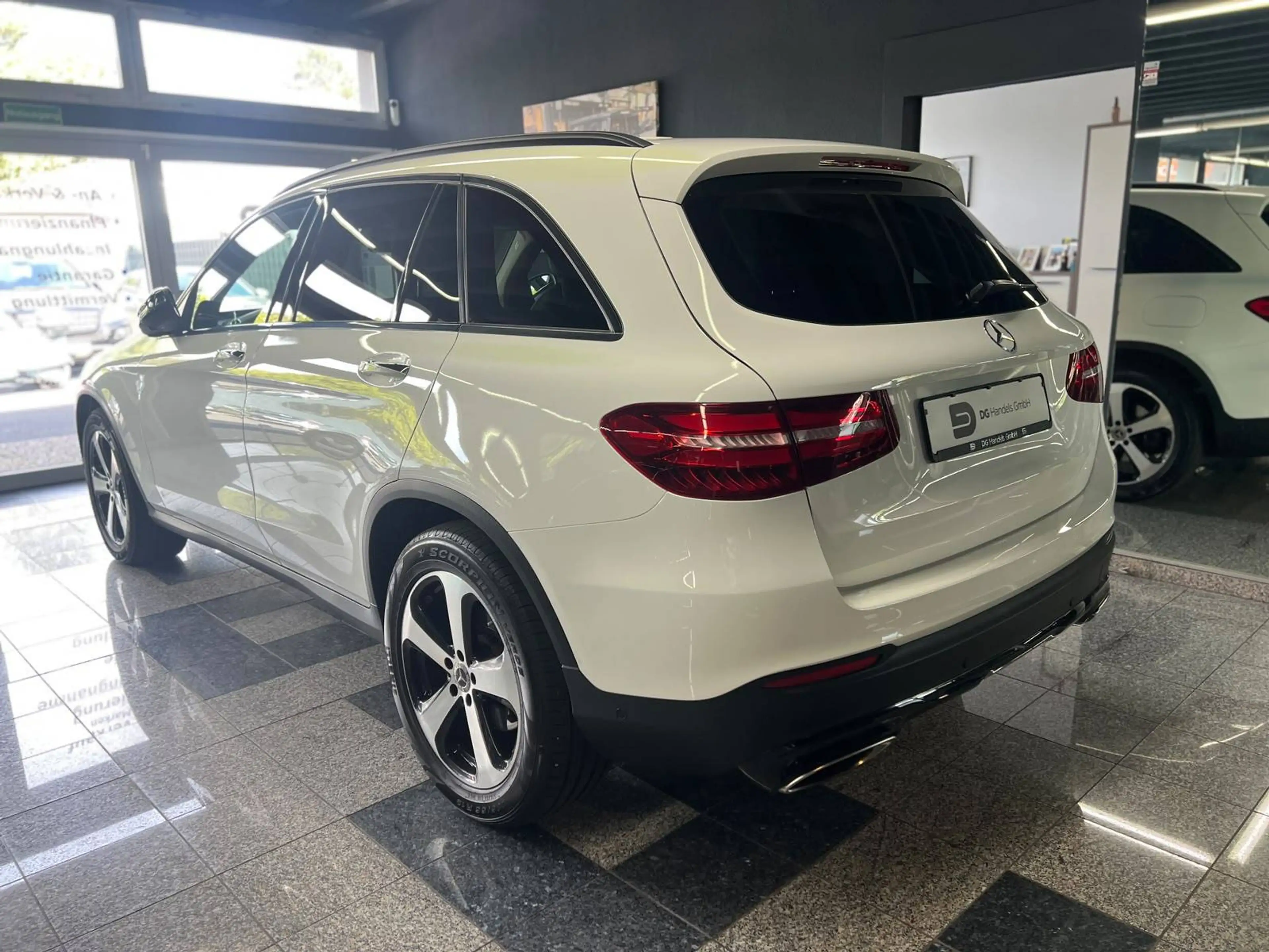 Mercedes-Benz GLC 250 GLC 250 4Matic Exclusive Night-Paket — photo 3
