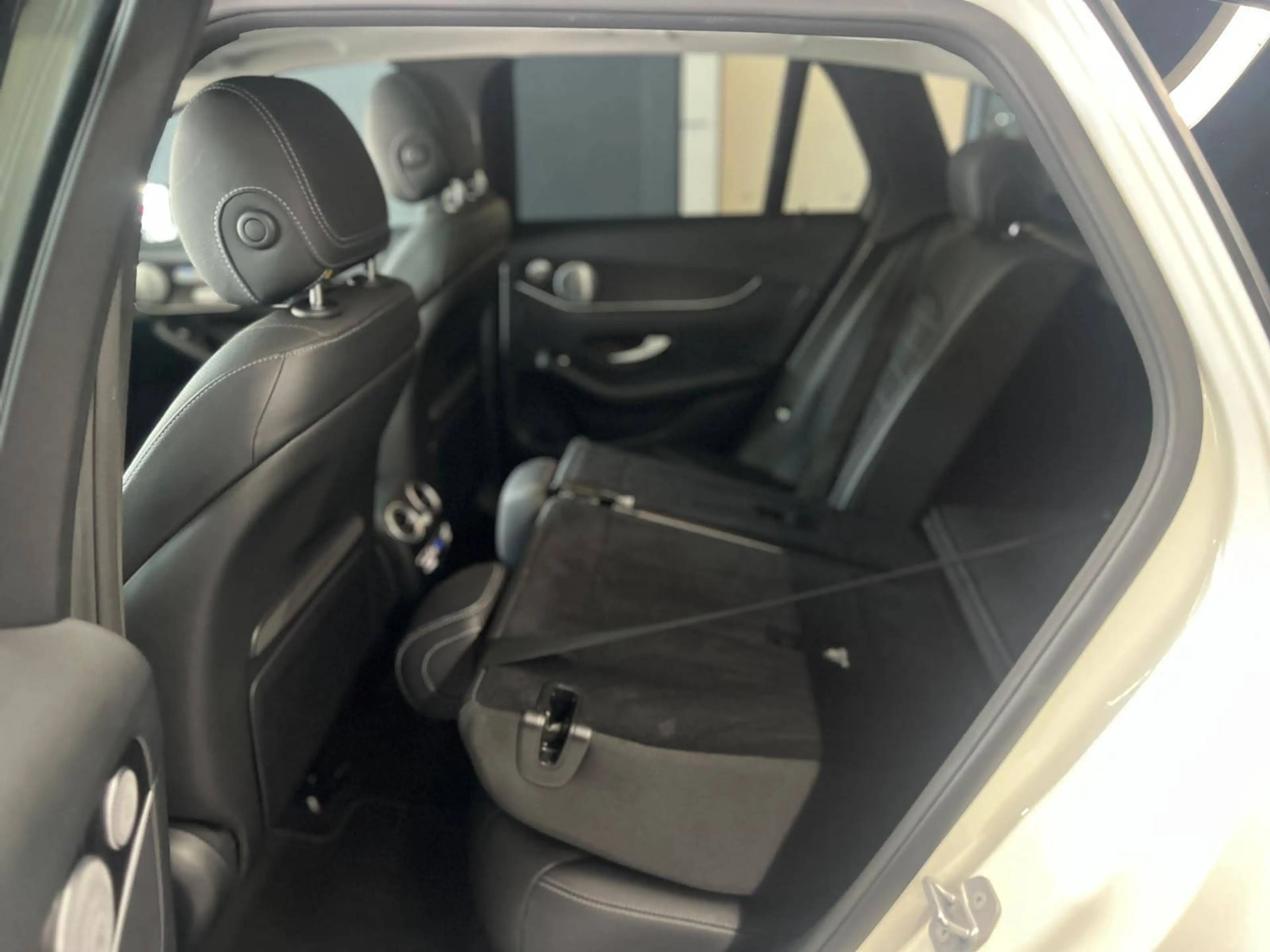 Mercedes-Benz GLC 250 GLC 250 4Matic Exclusive Night-Paket — photo 9