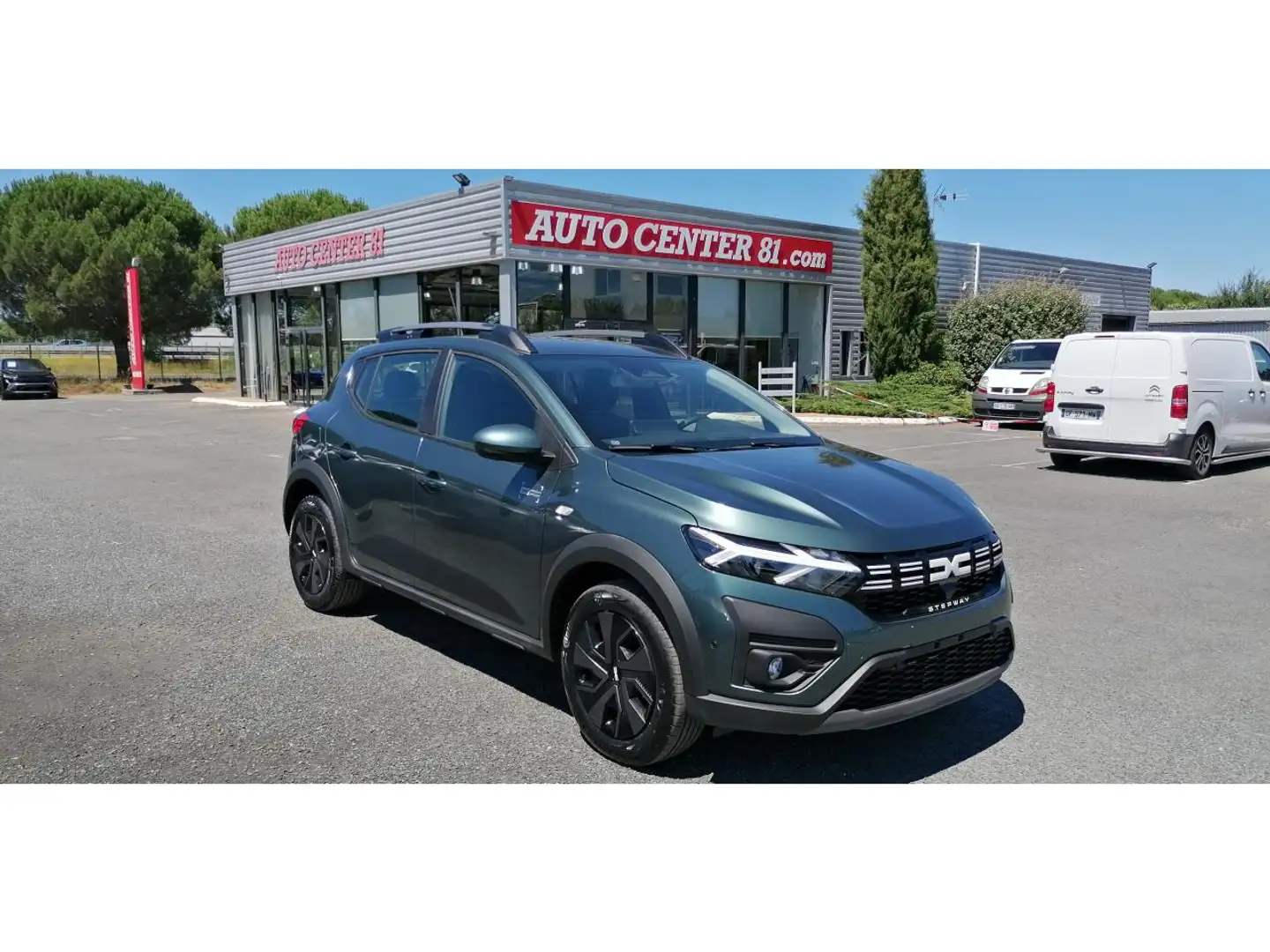 Dacia Sandero 1.0 TCe 90 Stepway Expression +PACK CITY Vert - 1