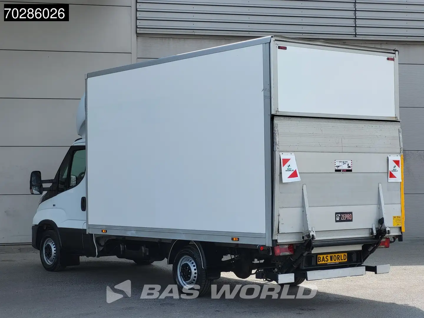 Iveco Daily 35S14 Laadklep Zijdeur Bakwagen Airco Cruise Euro6 Wit - 2