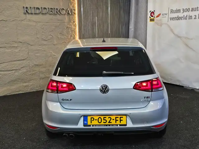 Volkswagen Golf view 6