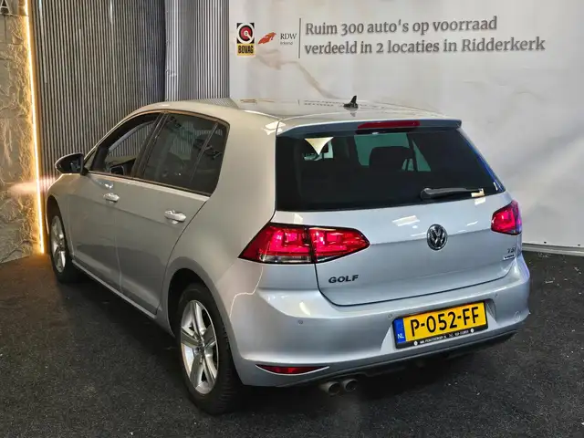 Volkswagen Golf view 10