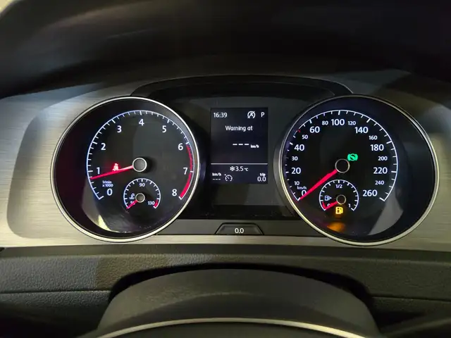 Volkswagen Golf view 16