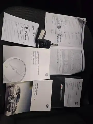 Volkswagen Golf view 8