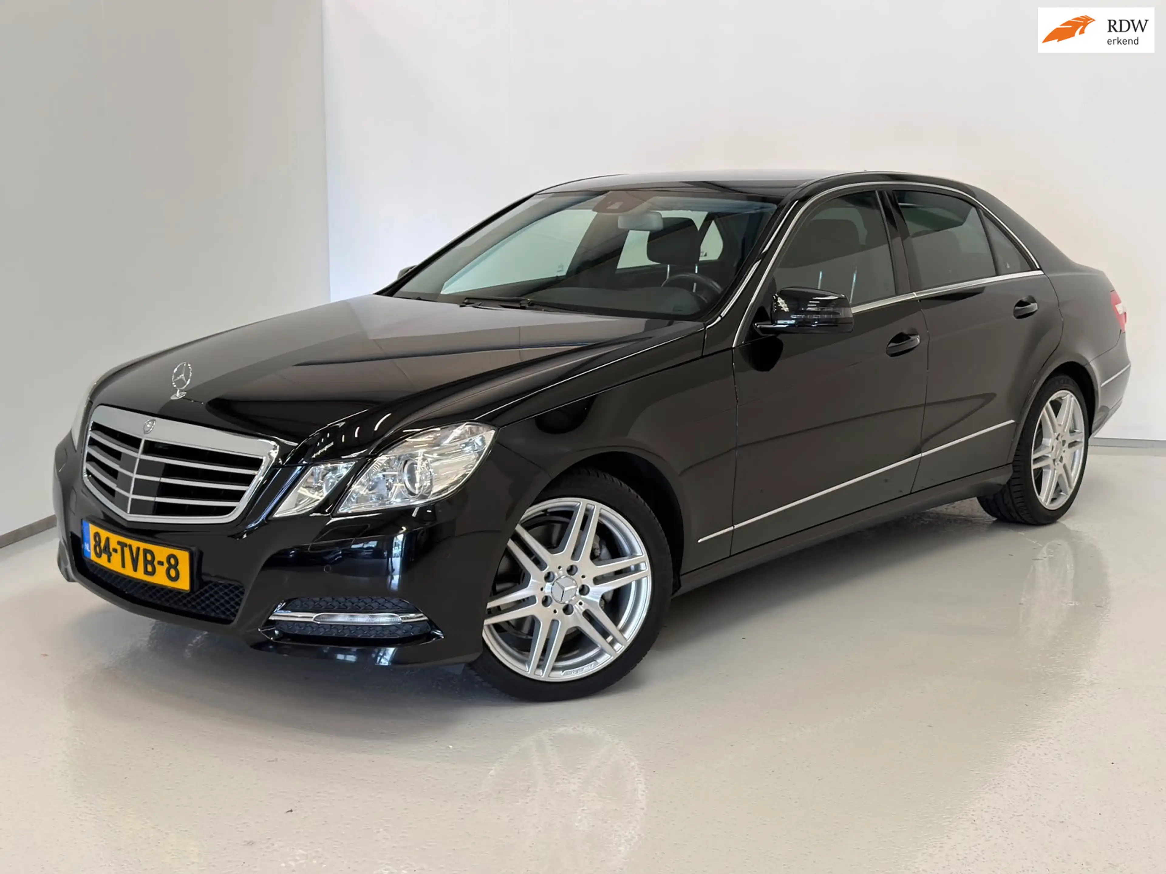 Mercedes-Benz E 350 CDI 4-Matic / AMG / Memory / Distronic / Standkach