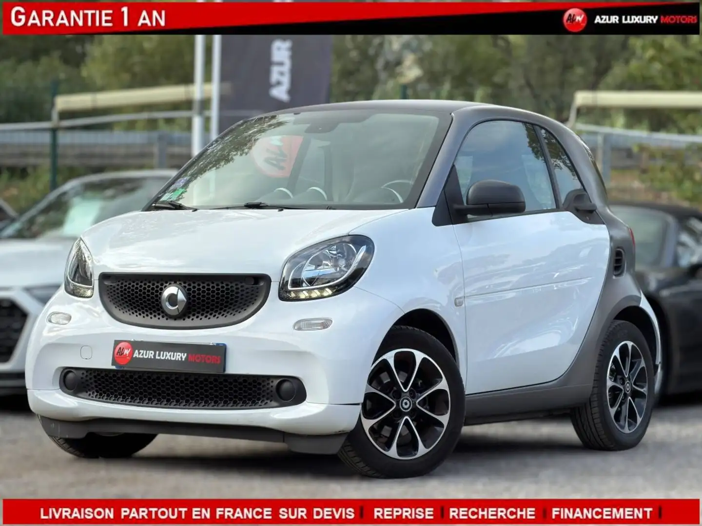 smart forTwo Coupe (453) 1.0 71 cv Boîte auto Blanc - 1