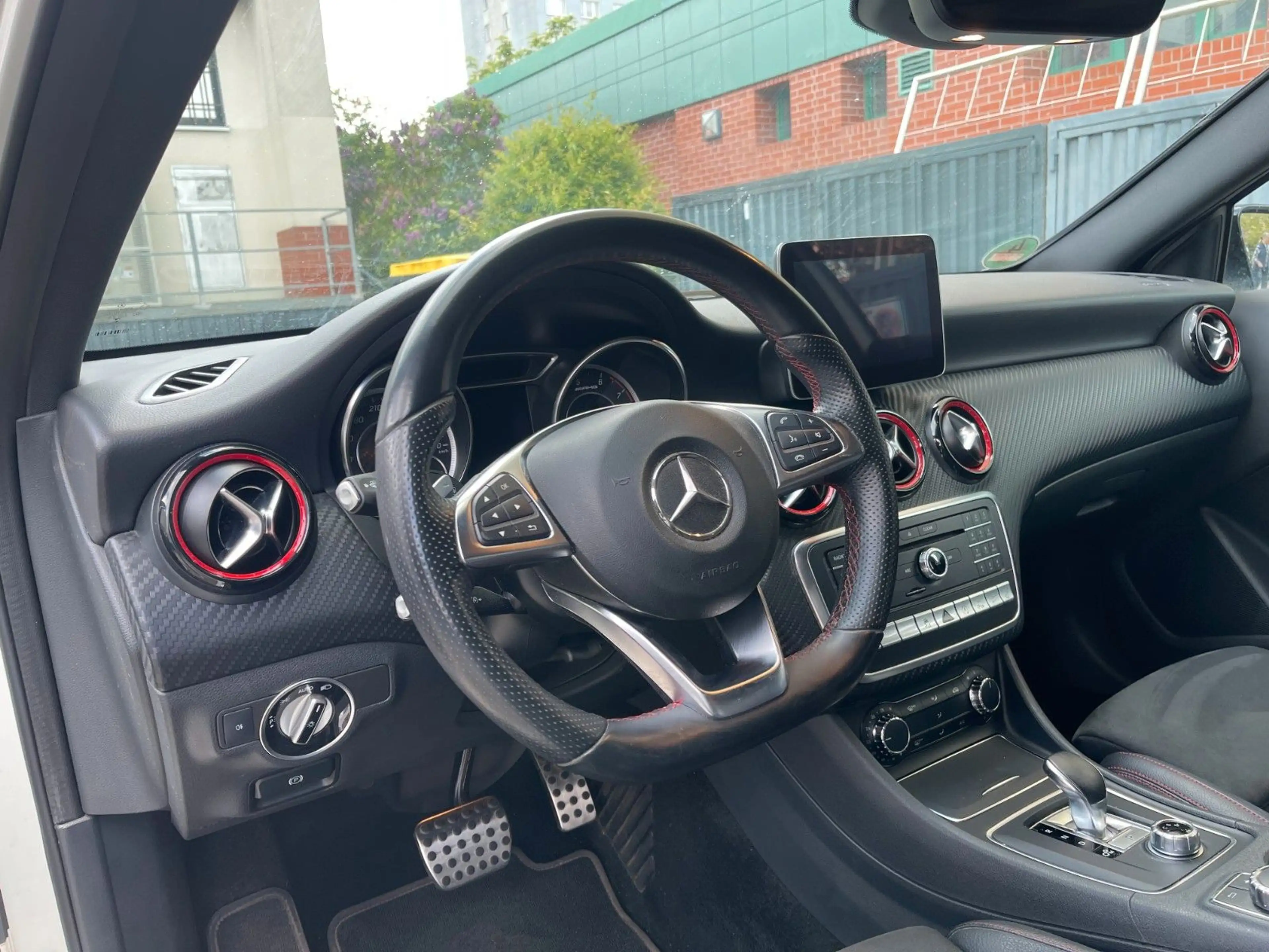 Mercedes-Benz A 45 AMG 4Matic Pano Performace AGA — photo 8