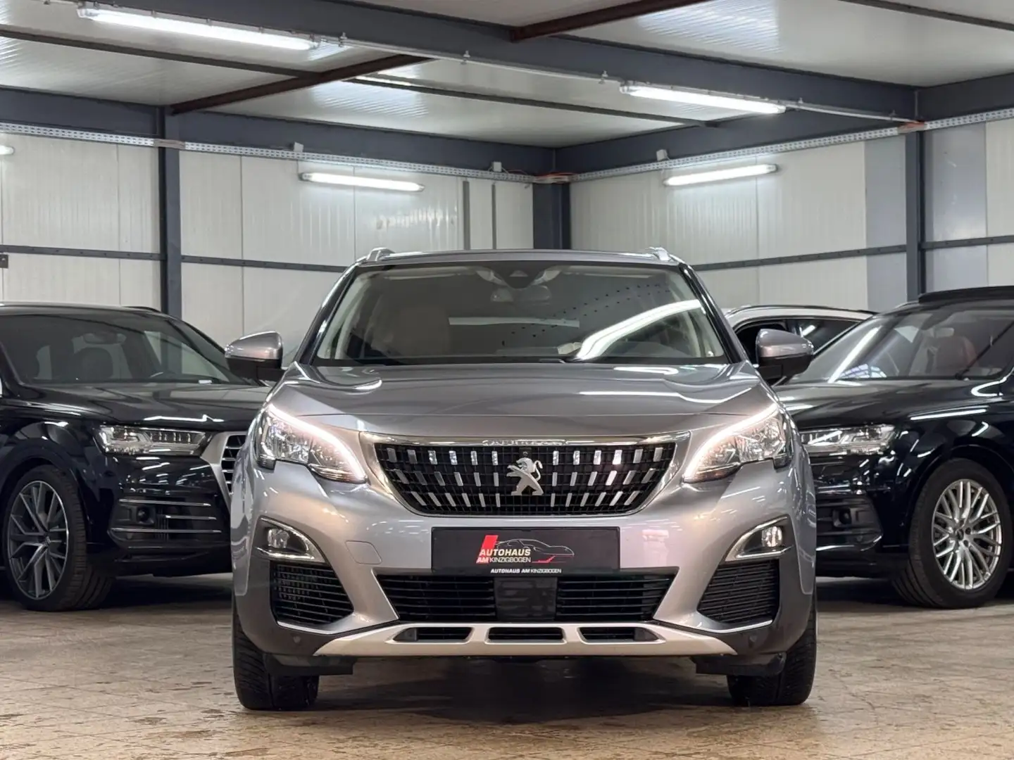 Peugeot 5008 Allure 7SITZ*ACC*360°*LANE*TOTW*LED*VIR*1.H Grau - 2