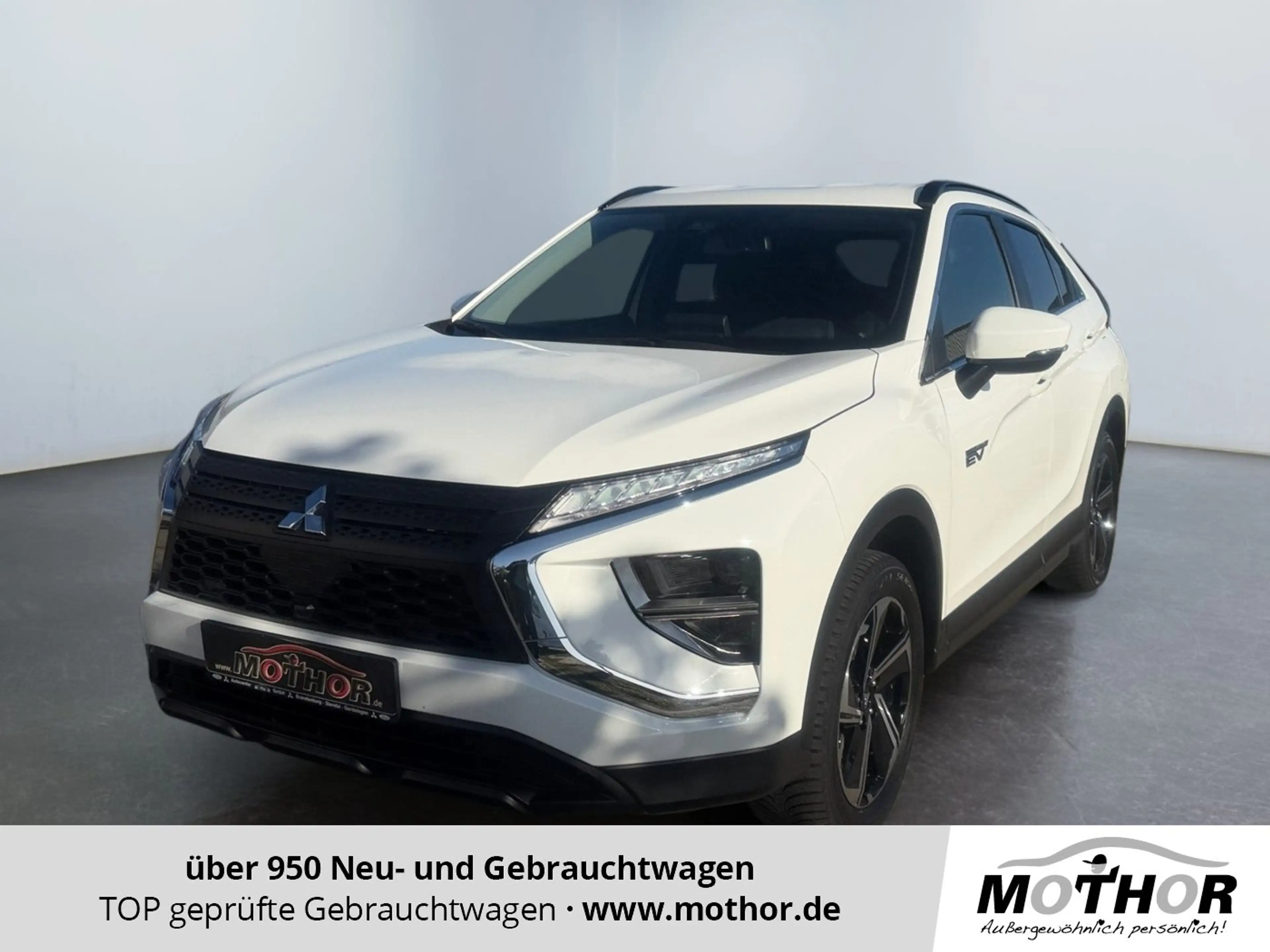 Mitsubishi Eclipse Cross Basis 2.4 PHEV TEMP+KAM+SHZ+DAB