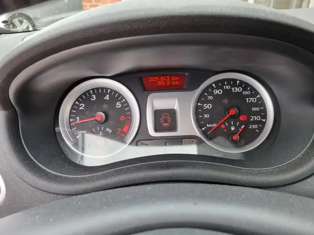 Renault Clio view 14
