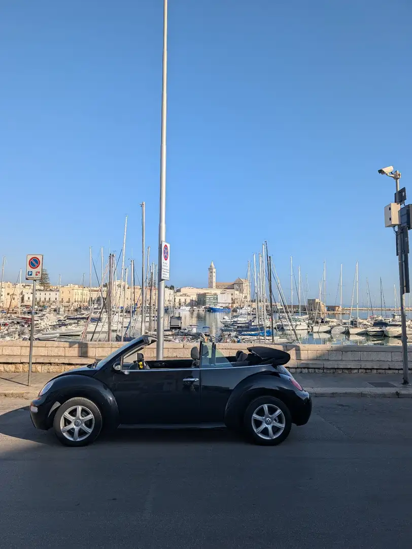 Volkswagen New Beetle Cabrio 1.6 Nero - 1